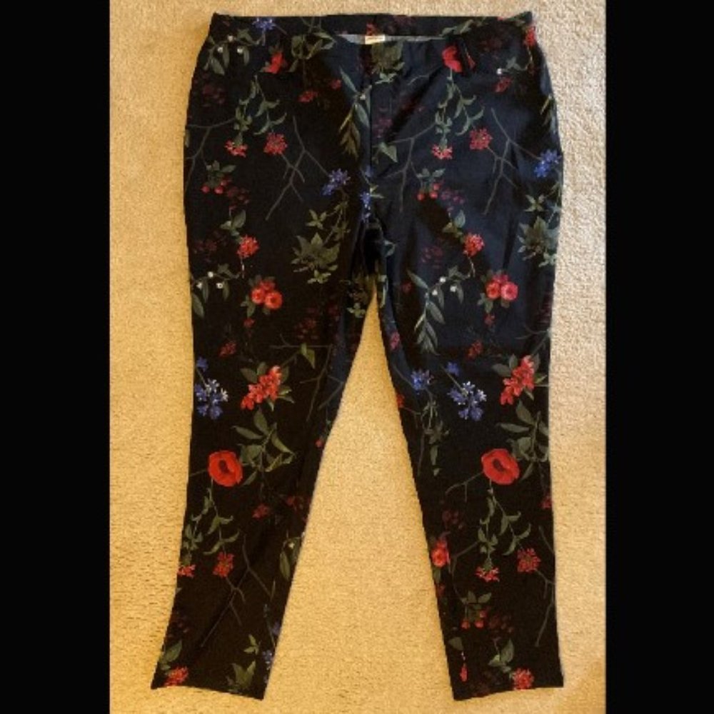 Pull On Black Stretch Floral Print Trousers - 3X
